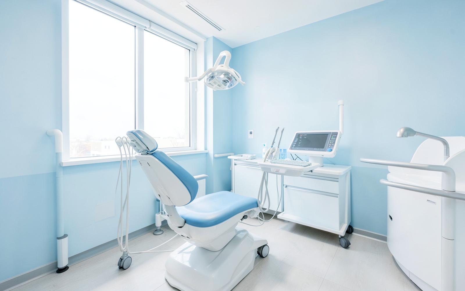 Homepage preview of the Harmony Dental Studio demo site
